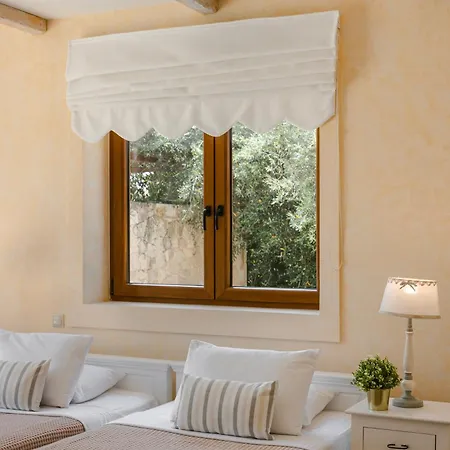 فيلة Ydria Chavriáta